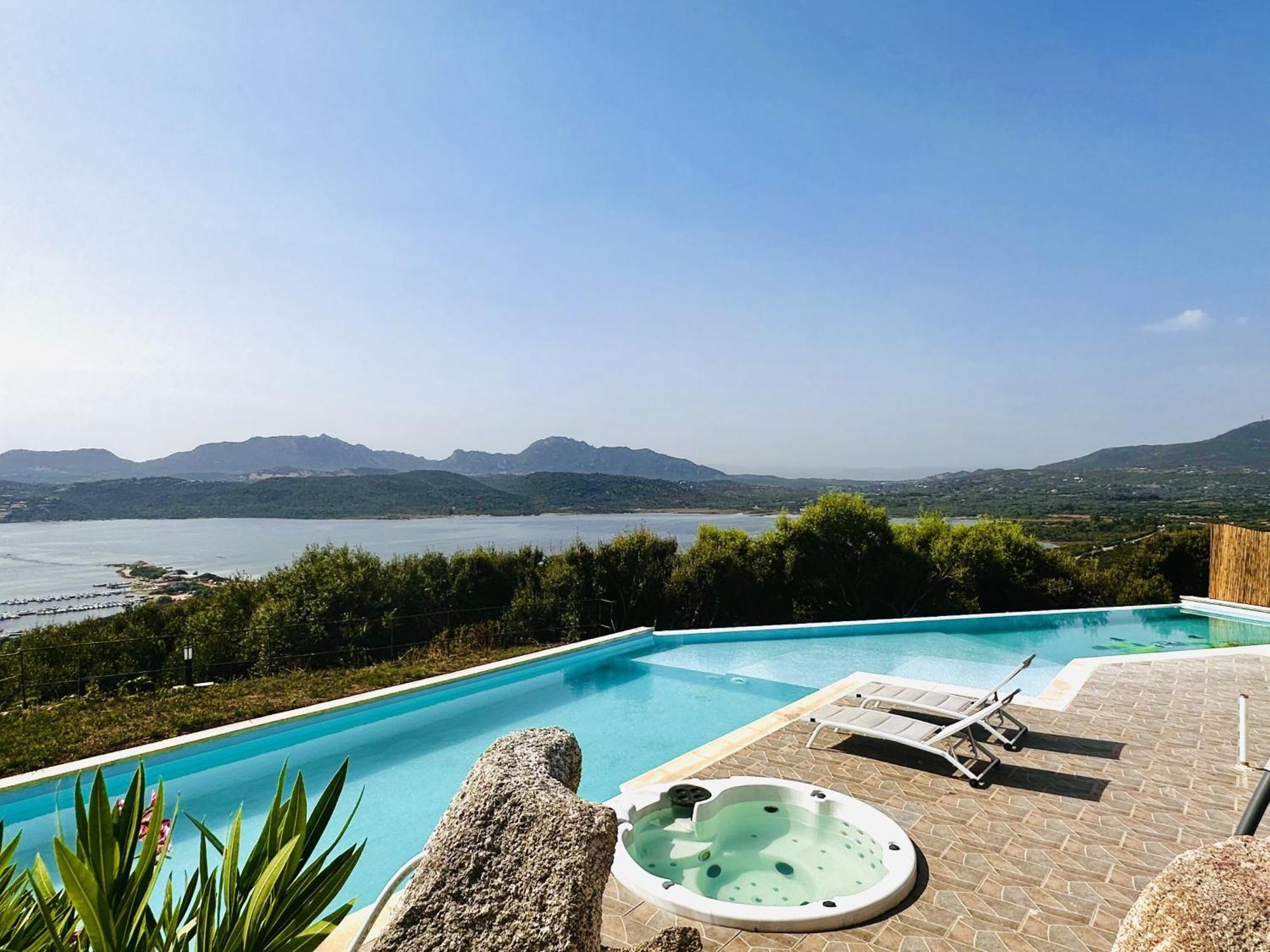 Hotel Domo s'Altura Porto Rotondo Exterior foto